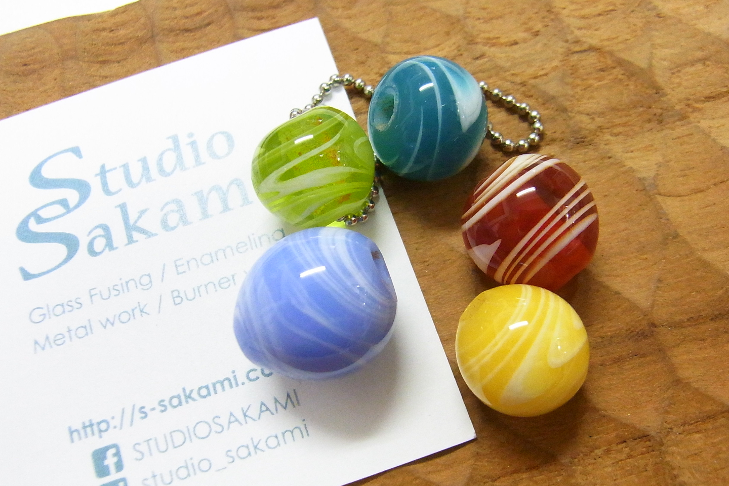 仲御徒町駅より徒歩1分!とんぼ玉2個または5個制作体験(約2時間)※2025.11.1~内容と金額が変わります 仲御徒町駅より徒歩1分!とんぼ玉2個または5個制作体験(約2時間)※2025.11.1~内容と金額が変わります