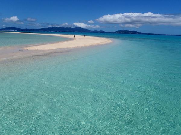 竹富島行乗船券付き！【1日】大・大人気☆幻の島上陸！石西礁湖&青の洞窟シュノーケリング 写真2