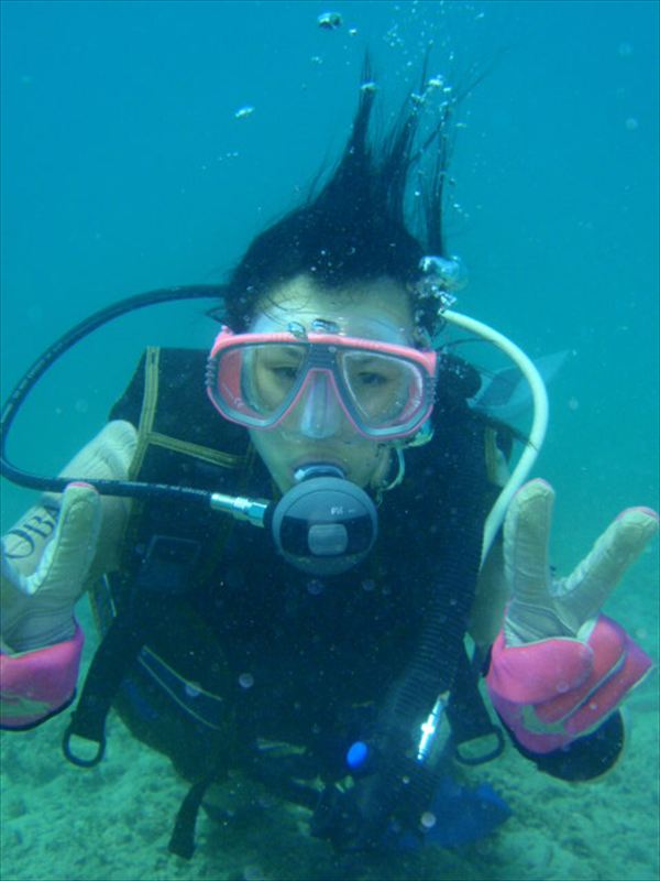 【奄美大島・体験ダイビング】ボートに乗って、船でしか行けない無人の浜にエントリー！ 写真4