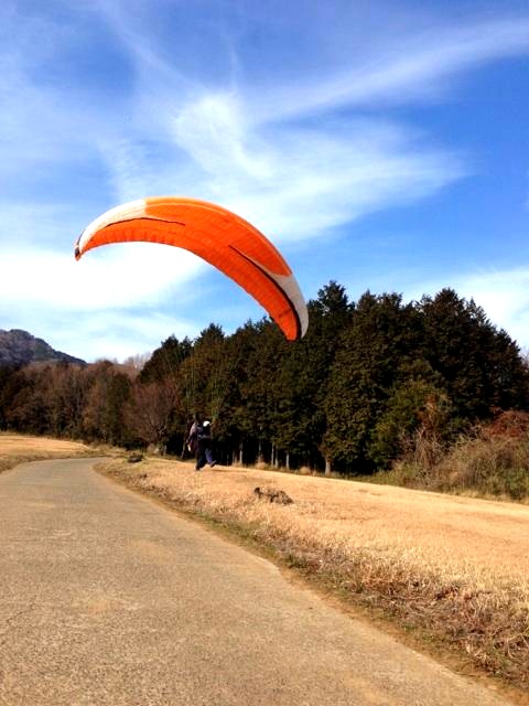 【茨城・石岡市】フワリと宙を舞う。パラグライダー体験