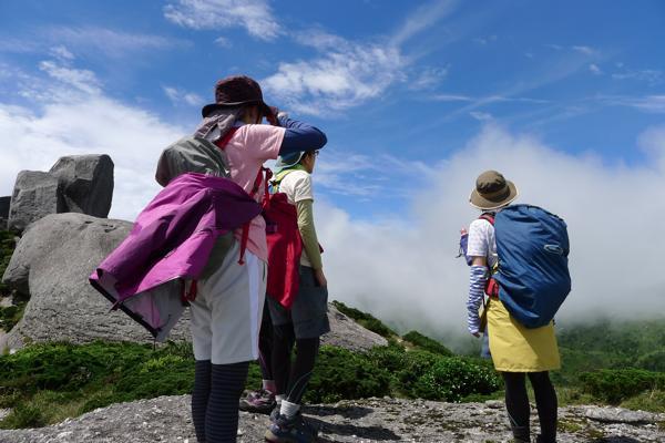 【1日・トレッキング】のんびり日帰り★花の名山・黒味岳プラン 写真2
