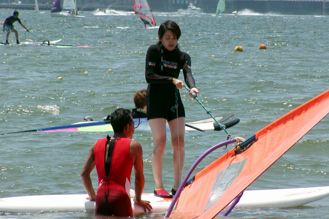 【半日】選べる午前・午後♪逗子の海で本格ウインドサーフィン！ 写真7