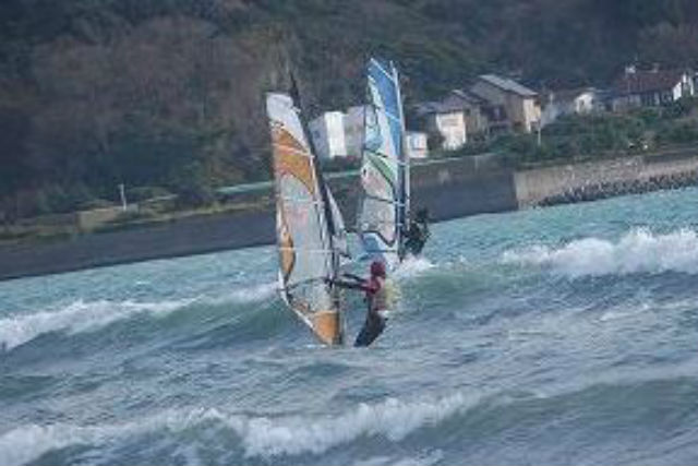 【神奈川県逗子・ウィンドサーフィン】マスターズ世代のウィンドサーフィン体験コース 写真6