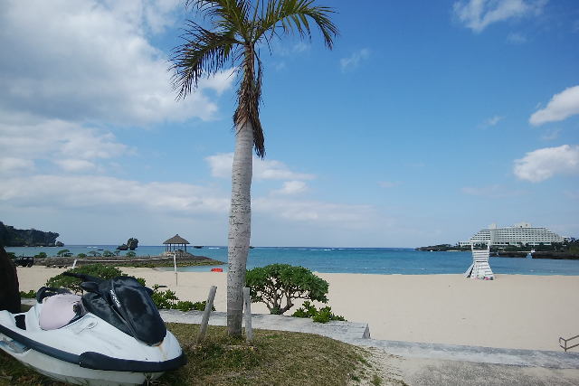 沖縄・恩納村・バナナボート（1回15分） 写真4