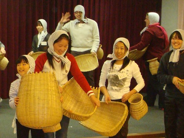 【どじょうすくい体験】イベントに引っ張りだこの主人が伝授します！ 写真5