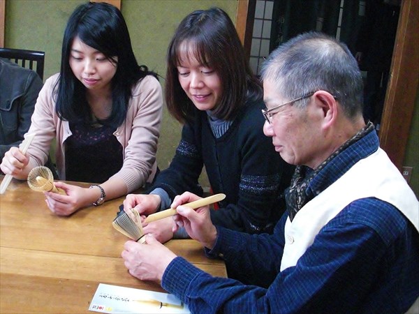 【茶筌作り体験】500年の伝統の技を体感、茶筌作り（茶室でのお抹茶・お菓子つき） 写真8