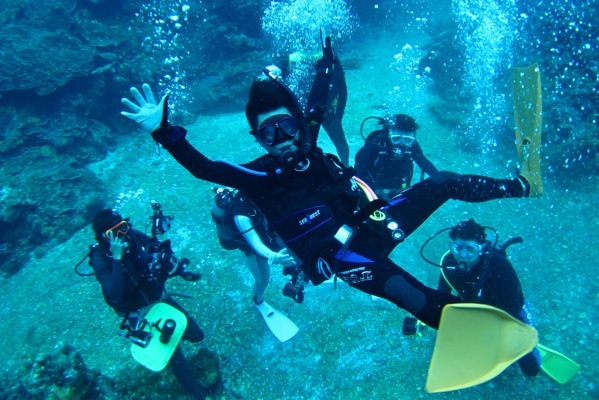 【沖縄県・ファンダイビング】専用クルーザーで快適！石垣の美しい海を潜ろう！★写真プレゼント 写真6