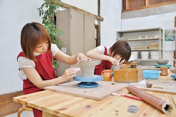 【福島・陶芸】粘土感覚で楽しめる！手びねり体験  写真4