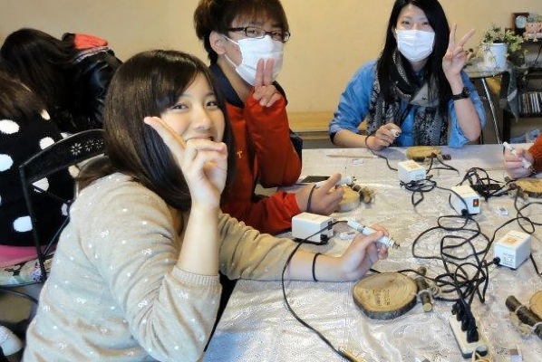 【焼き絵体験】 木の風合いがあたたかい。焼き絵で壁飾りづくり  写真4