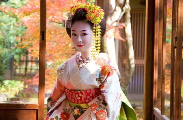 【人気No.1】本格派の技で舞妓に変身。古都散策も満喫、ゆめみるプラン 写真2