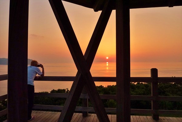 宝石箱のような海にうっとり！座間味島・ボートシュノーケリング 写真7