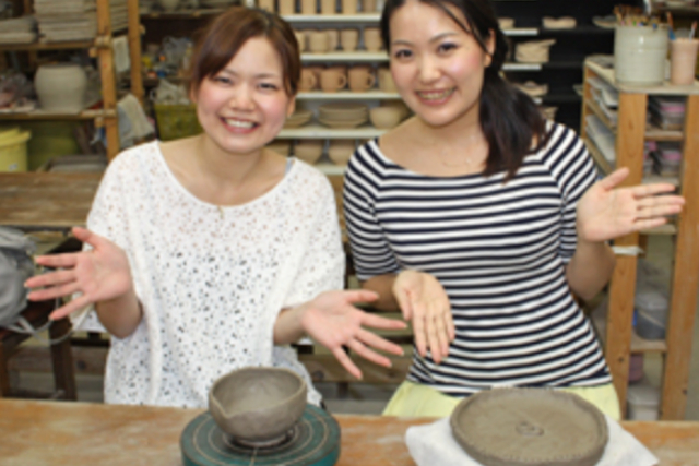 【栃木・益子町・手びねり】土にじっくり向かい合おう！益子焼の温もりを感じる陶芸教室 写真7