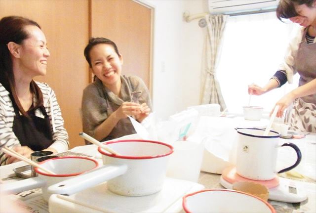 【東京・恵比寿】人気のアロマキャンドル体験レッスン☆色と香りを選んで作ろう！ 写真5