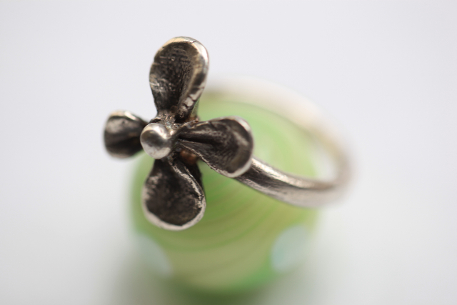 【銀座・シルバーアクセサリー】銀粘土で作るシルバーリング＆ペンダント体験☆お一人様・女性同士・カップル・ファミリーに 写真5