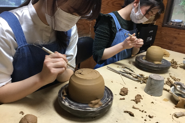 【佐賀県小城市】手ぶらでOK！年齢制限なし！みんなで気軽に陶芸体験にチャレンジ 写真7