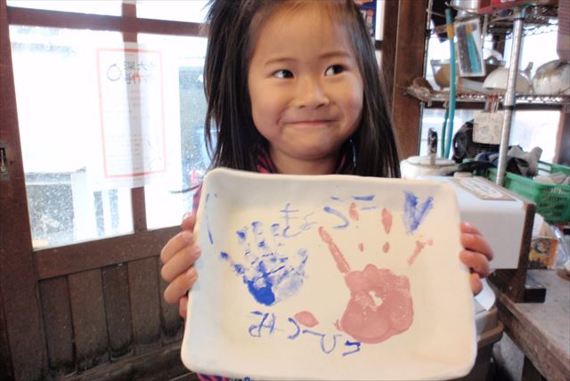 東京・深大寺・手びねり陶芸 or 絵付けでお子さまの手形・足形を残そう（約20分） 写真8