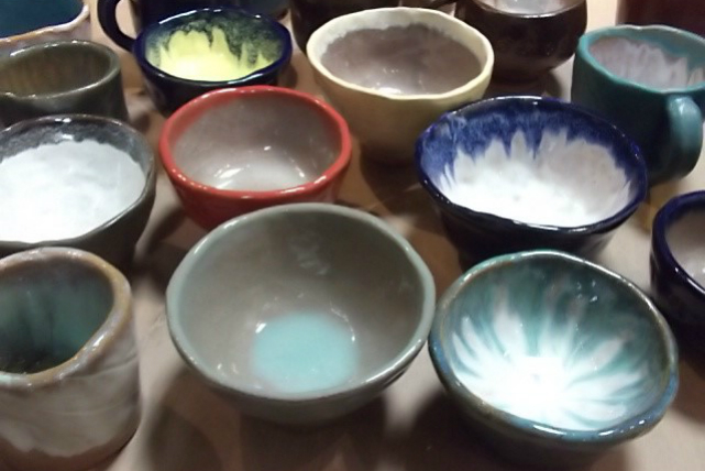 【町田市・団体・陶芸体験】最大60名までOK！初心者歓迎、グループでわいわい楽しむ陶芸体験 写真5
