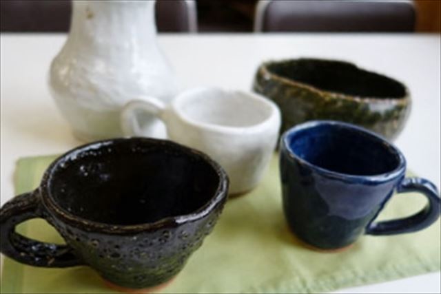 【秋田・田沢湖・陶芸体験】手びねりでお子様も楽しめる！自由自在にイメージを膨らませて作ろう 写真4