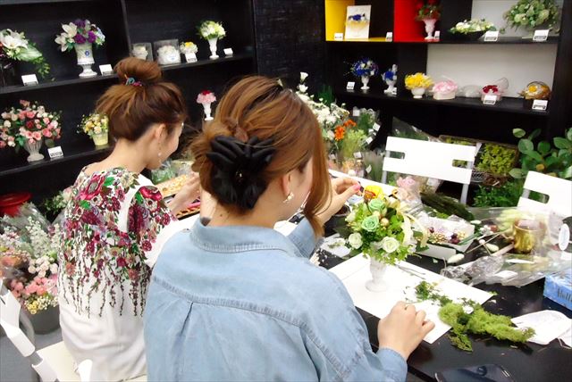 【千葉・アーティフィシャルフラワー体験】充実の2コース。お花のある暮らしをご提案します！ 写真7