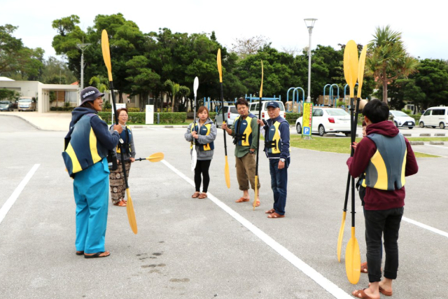 【沖縄県・金武町・マングローブカヤック】出会いがいっぱい。マングローブの林を探検！開催時刻は潮位により変動あり 写真7