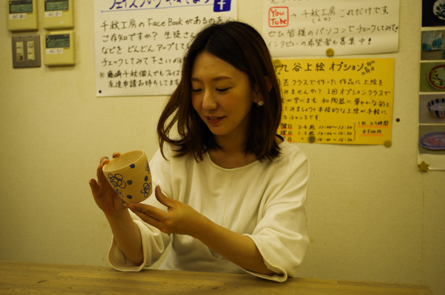 陶芸・手びねり体験【飯碗作り＆湯呑み絵付け】 写真7