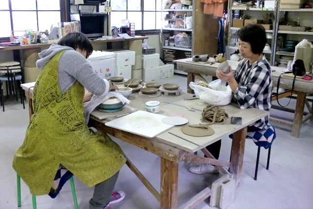 愛知・名古屋I.Cから約25分・ 手びねり&電動ろくろ体験（2個製作） 写真5