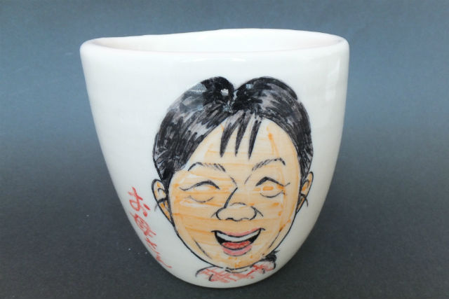 【三重県伊勢・絵付け体験】器にお好きな絵や文字を入れて自分だけの作品づくり！ 写真6
