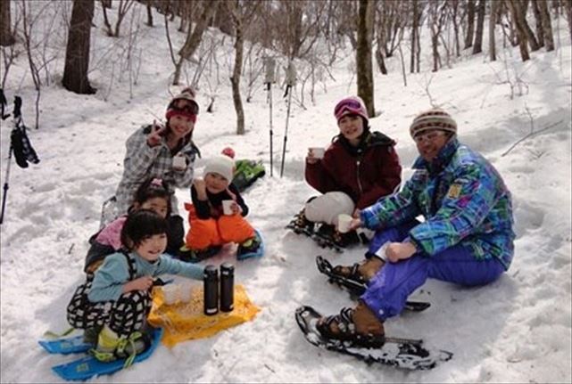 【北軽井沢・スノーシュー】気軽に雪遊びができるスノーシュー体験！スノーパークコース 写真3