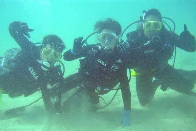 【奄美大島・ファンダイビング】1ボートから潜れます！ボートエントリーで奄美のダイナミックな海を満喫