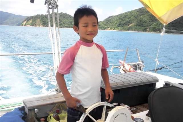 【奄美・加計呂麻島・マリンスポーツ体験】ヨットで爽快クルージング！お好きなマリンスポーツも楽しんで！ 写真4