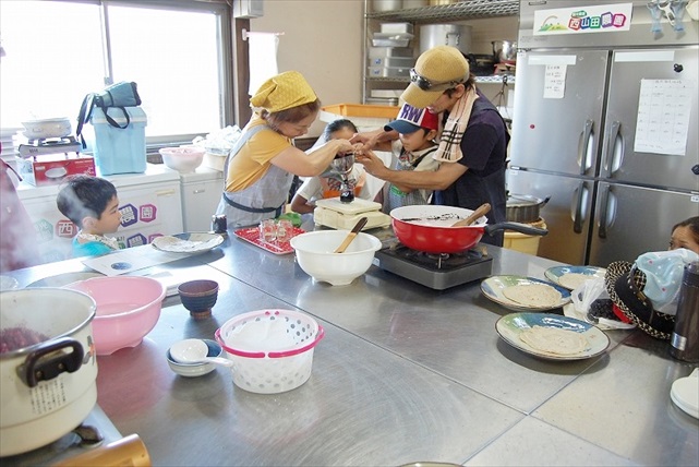 【佐賀県佐賀市・料理体験】旬な果物を使って無添加の特製ジャムを作ろう！ 写真5