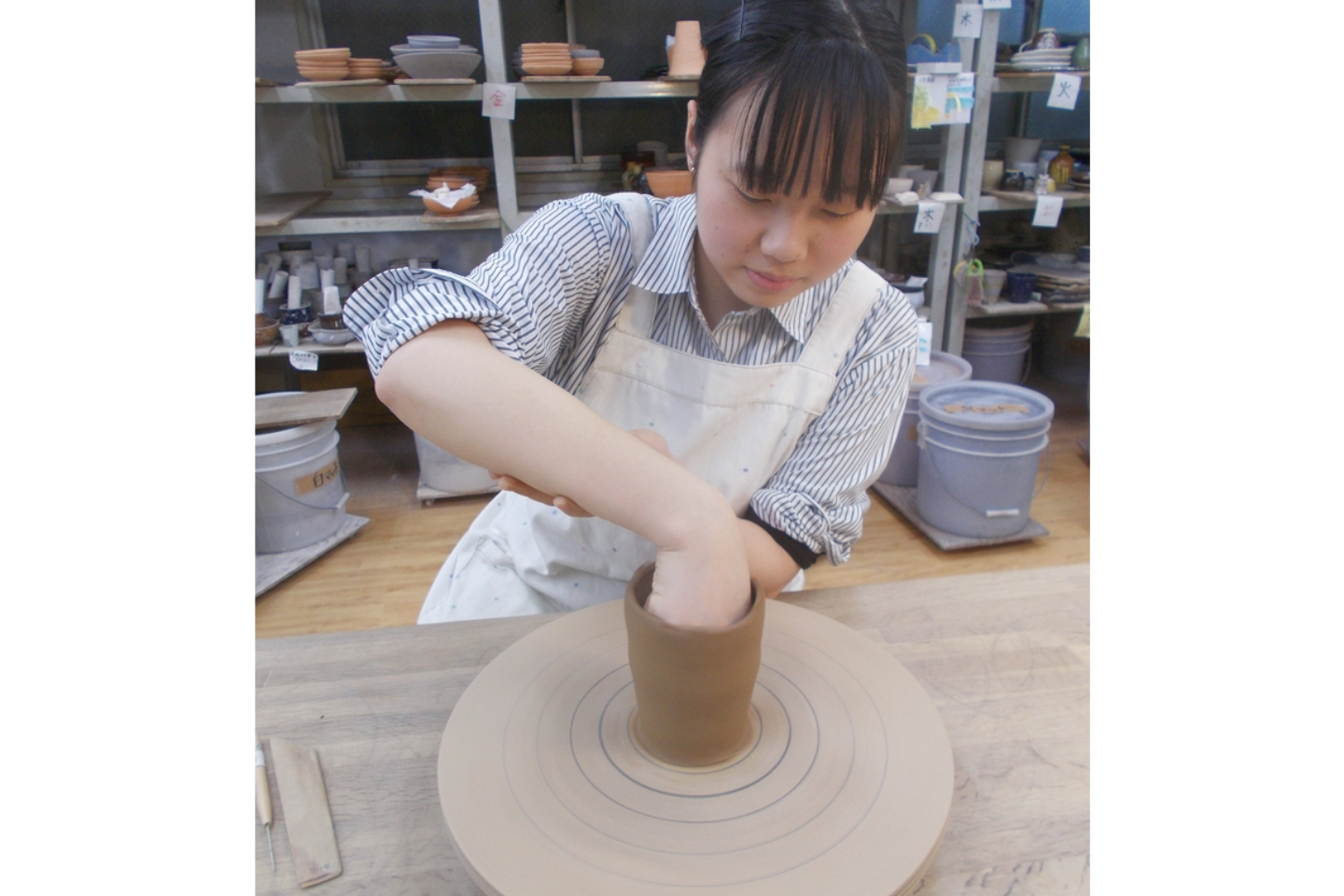 【神奈川・川崎・陶芸体験】初めてでも！手ろくろなのに電動ろくろのような「作る」を楽しめる！ちょっと体験 プラン 写真6