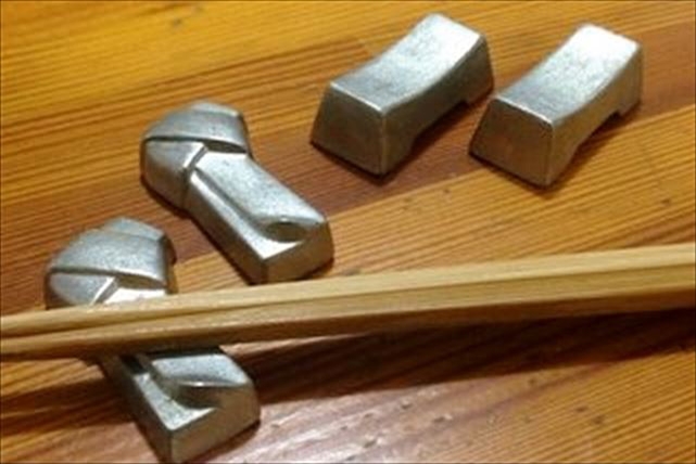 【東京・鋳物】四代つづく伝統の技を習う！長く使える箸置きづくりに挑戦しよう 写真7