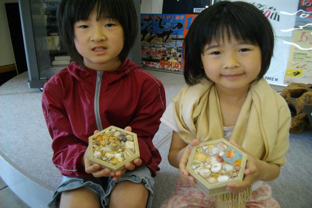 【京都府京丹後市・マリンクラフト】思い出をつめ込もう！海の素材で作る六角箱作り体験 写真6