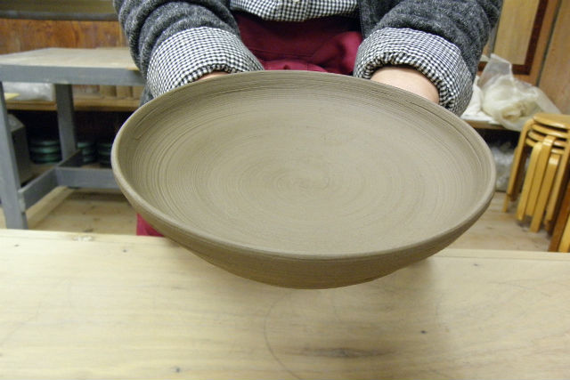 【栃木県日光市・陶芸体験】電動ろくろで作品をつくろう。大作への挑戦も可能！ 写真4