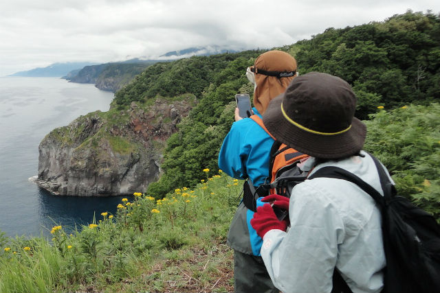 【北海道・知床・エコツアー】森と海、絶景の連続！原生林体験と知床半島望洋コース 写真5