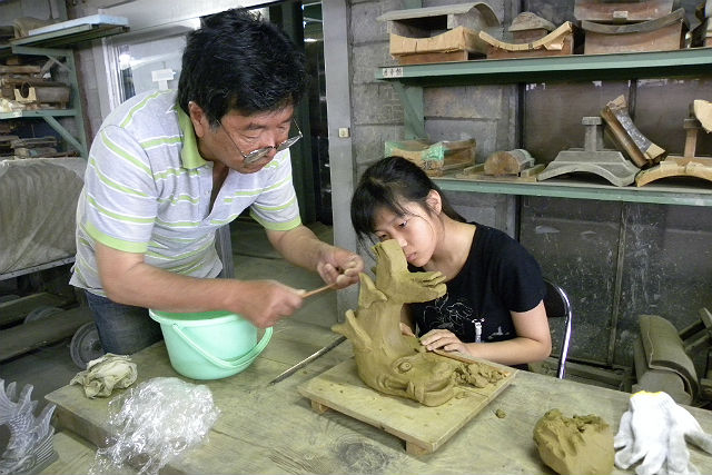 【兵庫県姫路市・伝統工芸体験】お子さまにもオススメ！いぶし瓦の魅力を感じる粘土工作 写真5