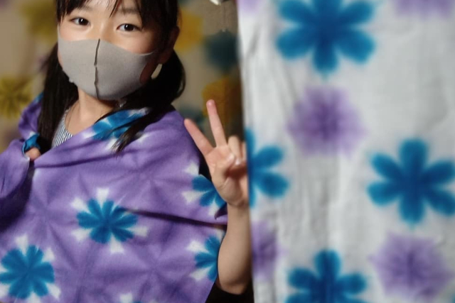 【京都市・染物体験】手軽さが魅力。京鹿の子絞りの技法を使ってハンカチを染めよう 写真7