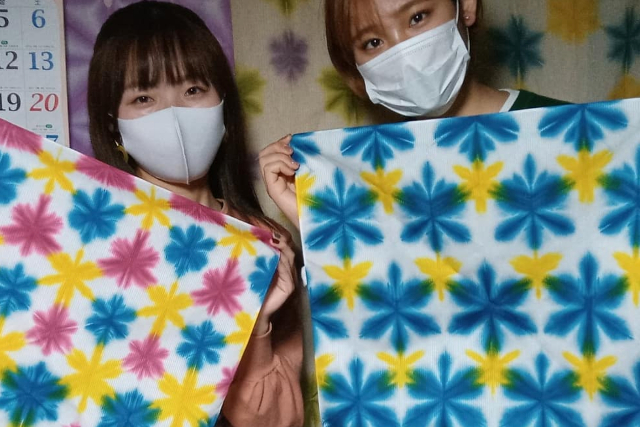 【京都市・染物体験】手軽さが魅力。京鹿の子絞りの技法を使ってハンカチを染めよう 写真6