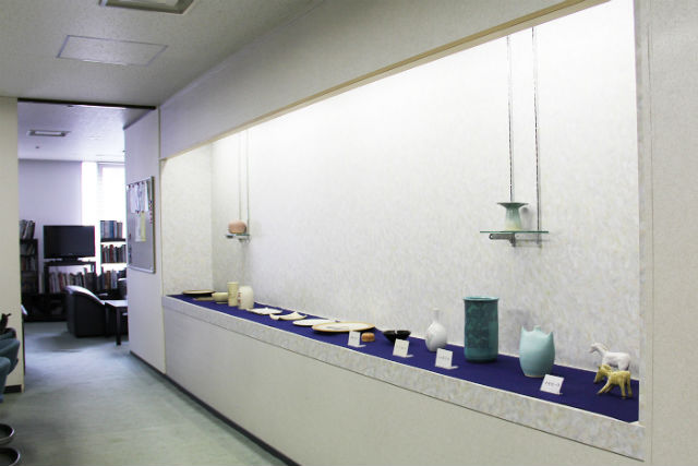 【京都・陶芸体験・手びねり】京都観光に最適な好立地！1kgの白土で好きな陶器を作ろう 写真2
