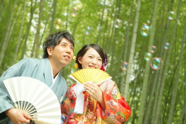 【湯布院・ロケーションフォト】和装プラン（衣装2点＆ヘアメイク＆小物一式込み・アルバム付） 写真3