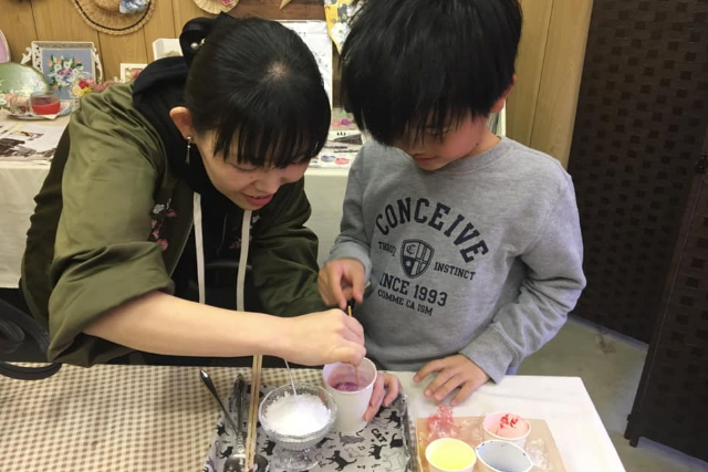 【期間限定ポイント10%還元！三重・キャンドル作り】親子でサクッと1時間！思い出のモザイクキャンドルをつくろう 写真7