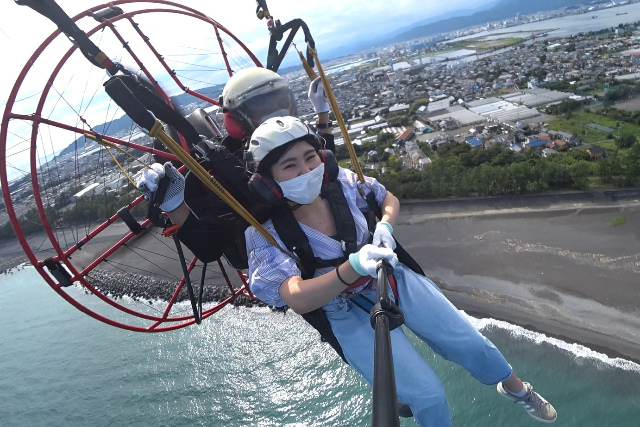 【静岡・モーターパラグライダー】富士山と三保の松原を空から見よう！二人乗りコース 写真4