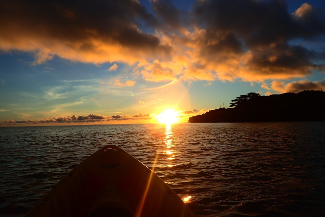 【沖縄・西表島・SUP】マングローブと朝日・夕日が楽しめる！SUPorカヌーツアー（写真データ無料） 写真2