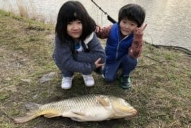 【三重・釣り（初心者）体験】釣った魚は驚きの大きさ！初心者エサ釣り体験（90分）