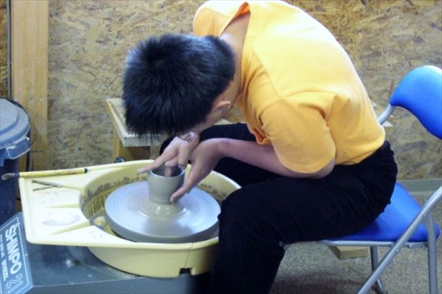【長野・電動ろくろ体験】八ヶ岳野辺山の工房で電動ろくろを体験。心落ち着く1日を過ごそう 写真4
