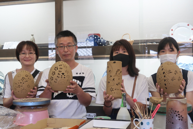 【佐賀・陶芸体験】歴史的建造物内で楽しむ陶芸体験！オリジナルランプシェードづくり 写真6