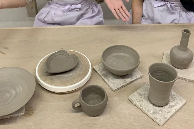【期間限定ポイント10%還元！愛知・瀬戸・ろくろと手びねり】陶芸の楽しさを実感！道の駅「瀬戸しなの」敷地内！ろくろも手びねりも両方楽しめるぜいたく陶芸体験（2時間） 写真6