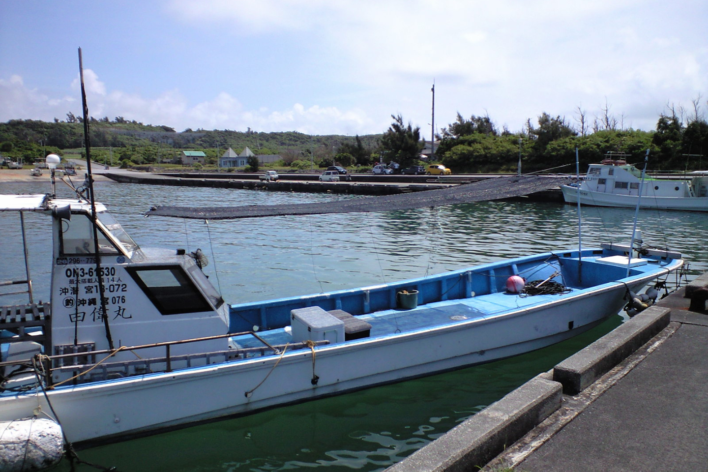 現地観光プラン レジャーチケット 定期観光バス 宮古島 海釣り 4時間貸切 電動リールレンタル付き 手ぶらでok 五目釣り体験