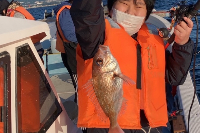 【鹿児島県・鹿児島市・船釣り】お子様連れも大歓迎！錦江湾でゆったり船釣りプラン 写真8